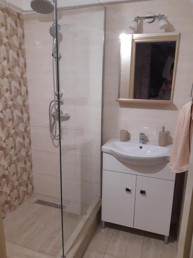 Pakasz Nyaralohaz Villa Tiszafured Ngoại thất bức ảnh